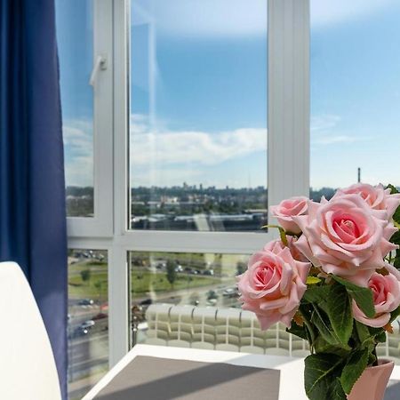Fashionable Panoramic Apartments Dnieper. Obolon เคียฟ ภายนอก รูปภาพ