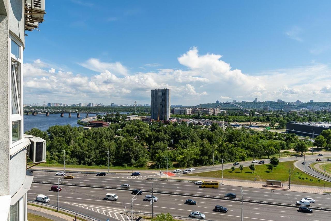 Fashionable Panoramic Apartments Dnieper. Obolon เคียฟ ภายนอก รูปภาพ