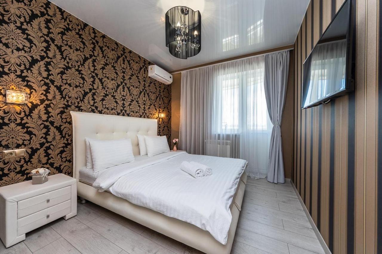 Fashionable Panoramic Apartments Dnieper. Obolon เคียฟ ภายนอก รูปภาพ